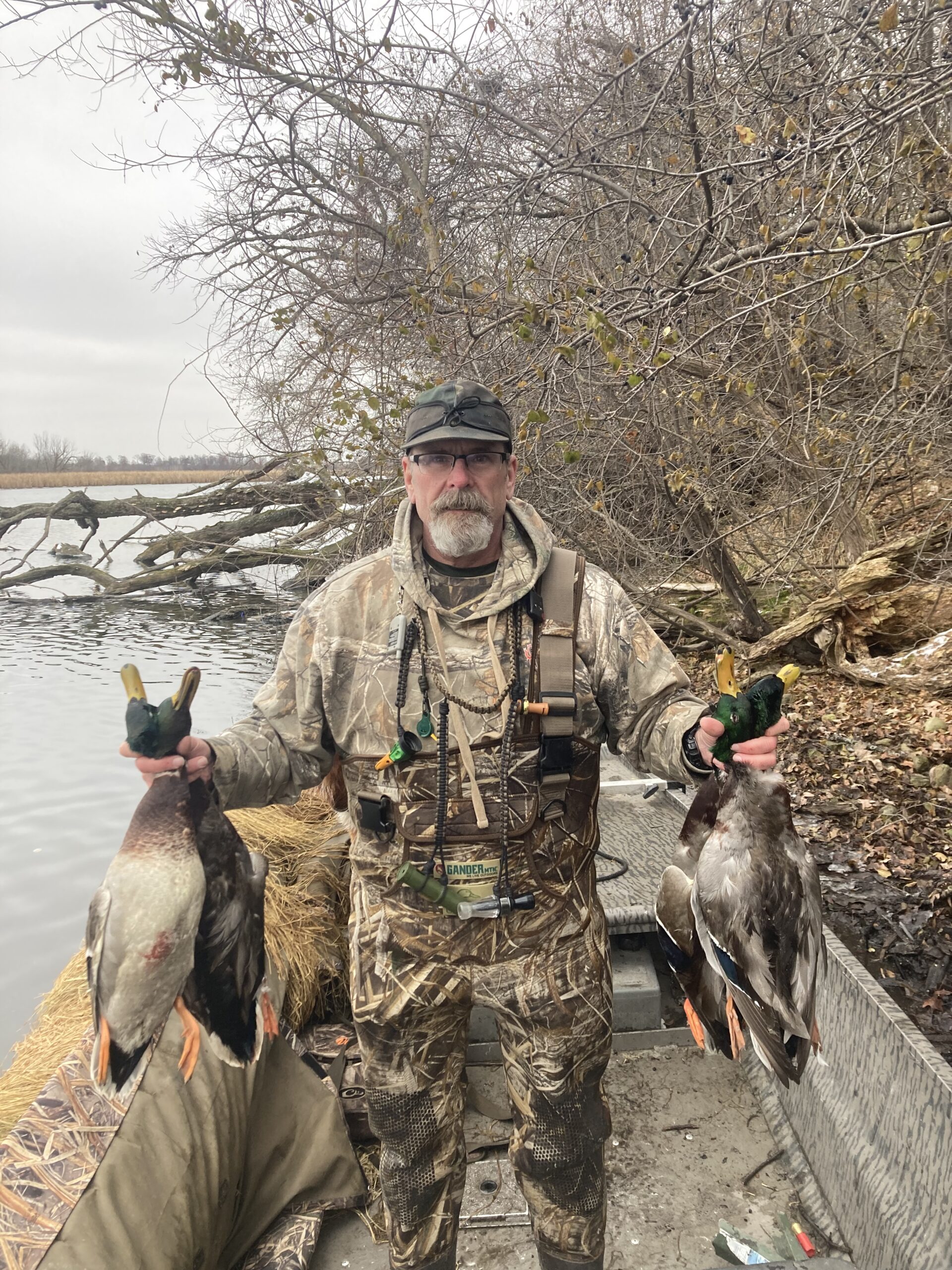 Red Sky Outdoors WI Southern WI Waterfowl Guide Service